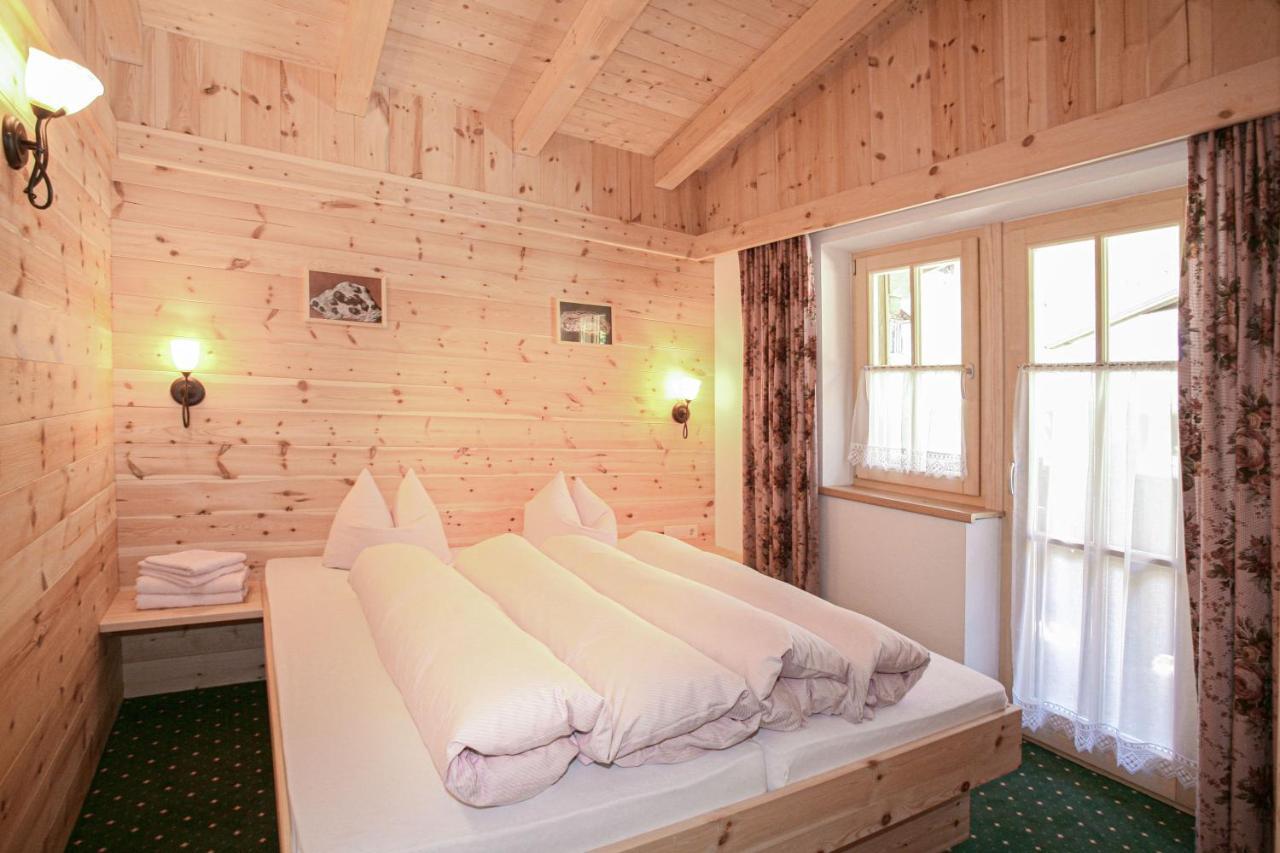 Hotel Silbertal - Almhuetten เซิลเดน ภายนอก รูปภาพ